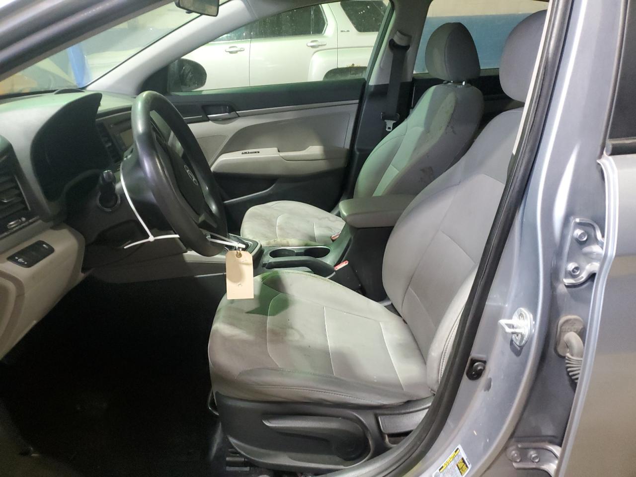 2017 Hyundai Elantra - Image 7