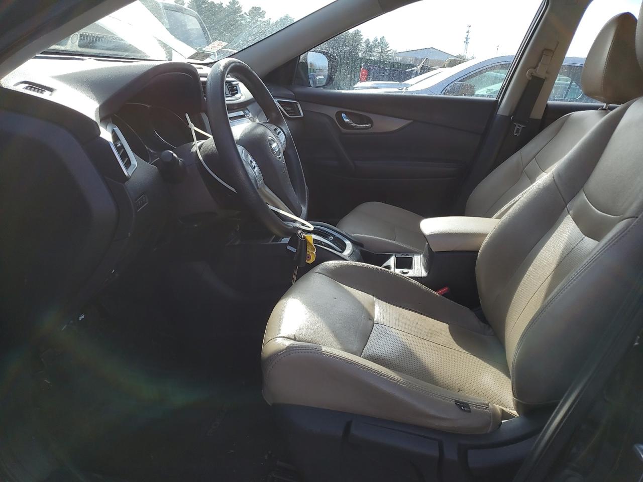 2015 Nissan Rogue - Image 7