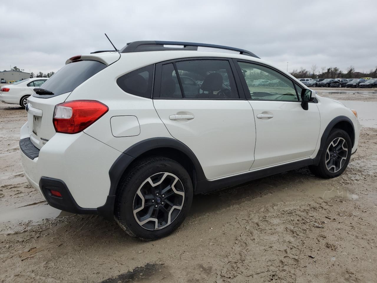 2016 Subaru XV - Image 3