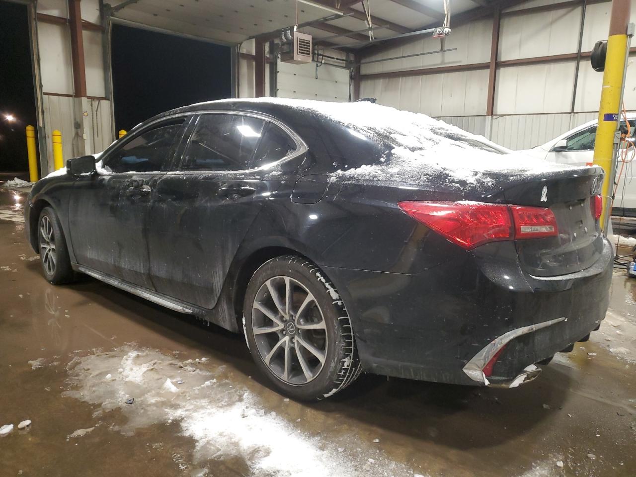 2018 Acura TLX - Image 2