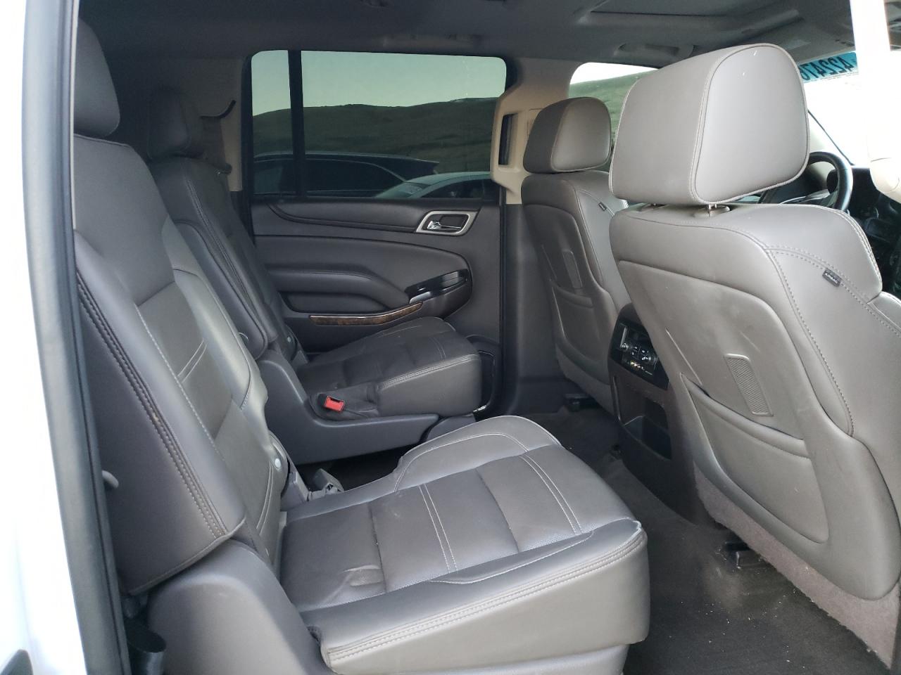 2015 GMC Yukon - Image 11