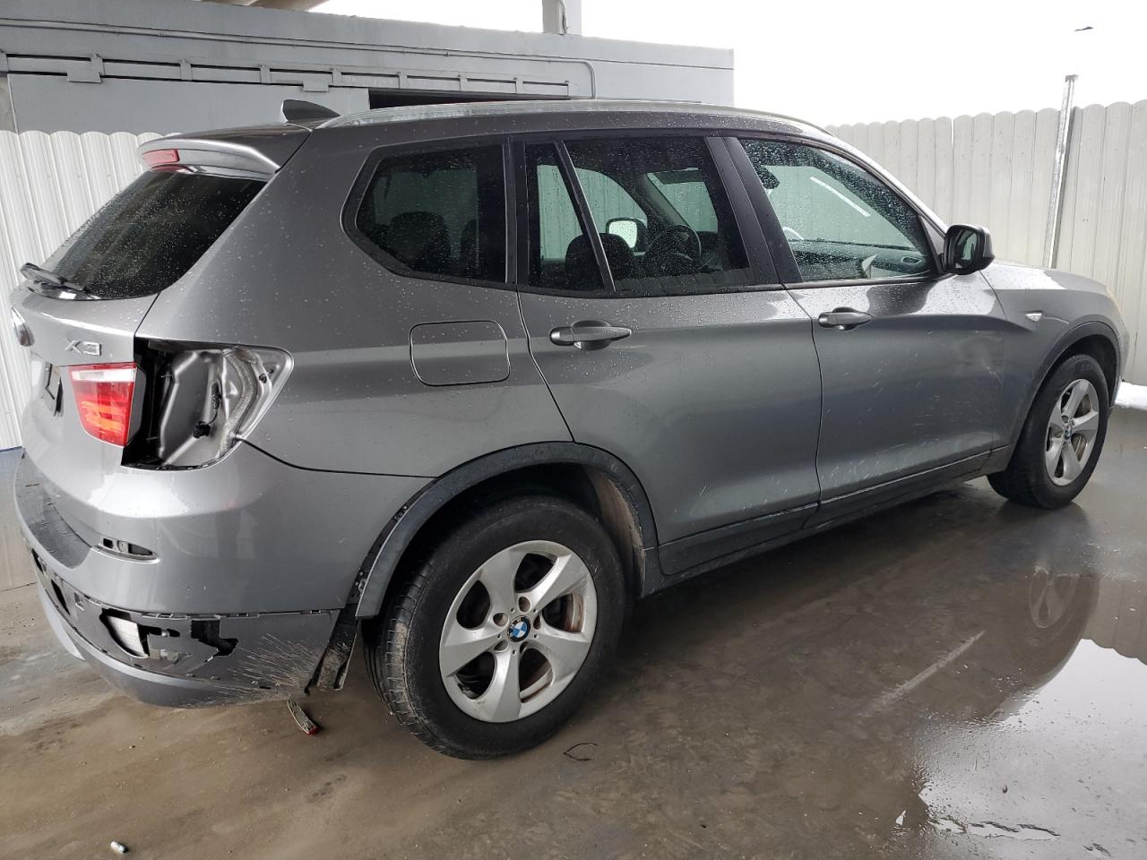 2011 BMW X3 - Image 3