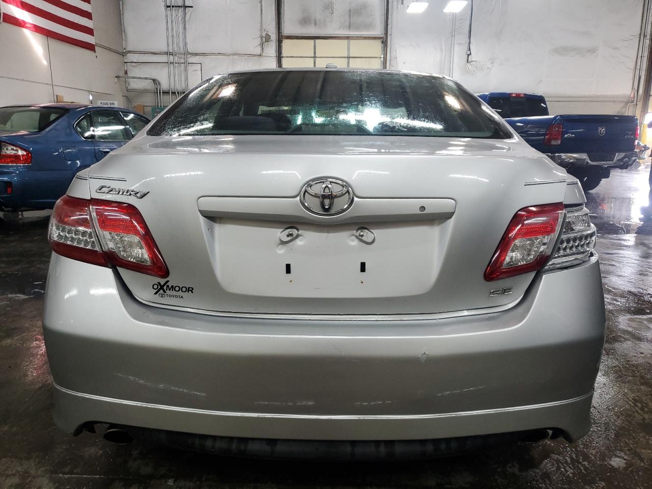 2010 Toyota Camry - Image 6