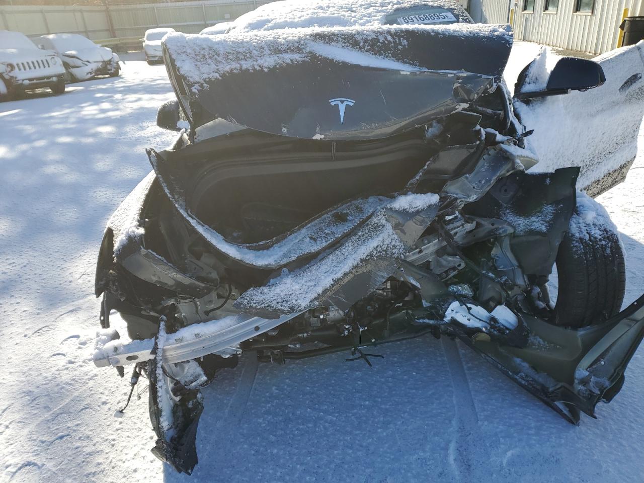 Tesla Model Y 2024 -auction- 10