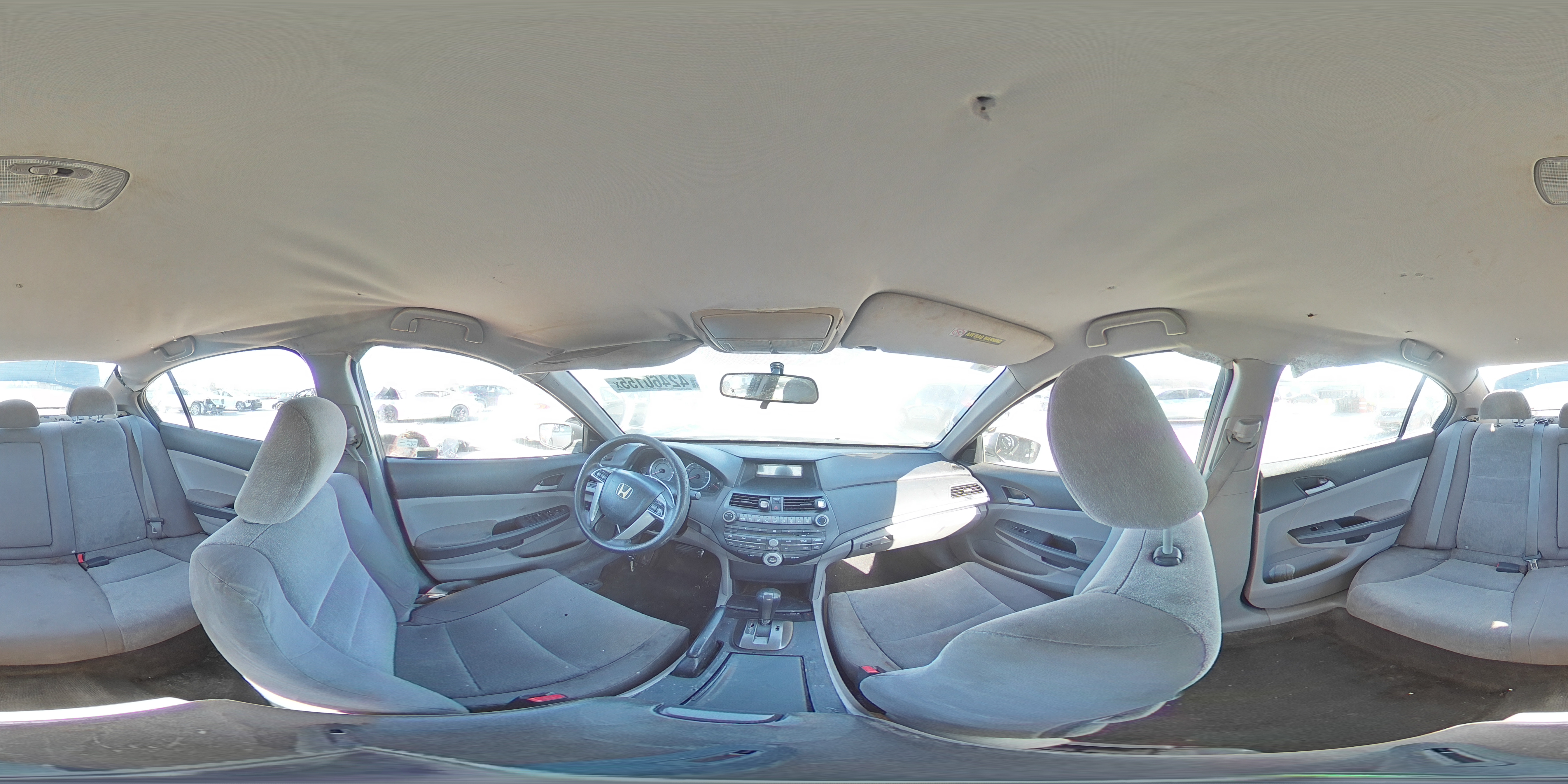 2010 Honda Accord - Image 13