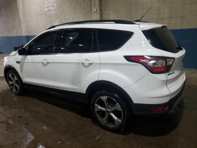 Паркетники FORD ESCAPE 2017 Белы