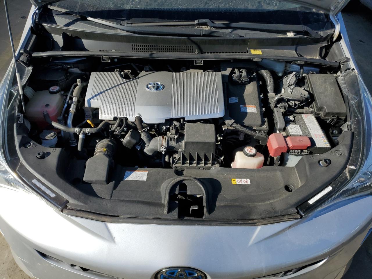 2018 Toyota Prius - Image 11