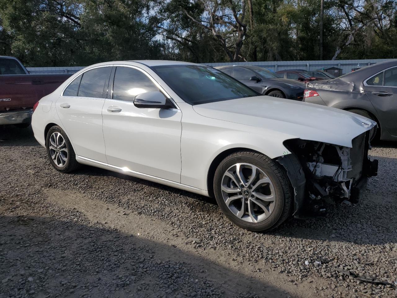 2017 Mercedes-Benz C-klasse - Image 4