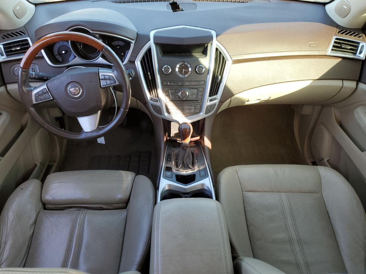 2010 Cadillac SRX - Image 8
