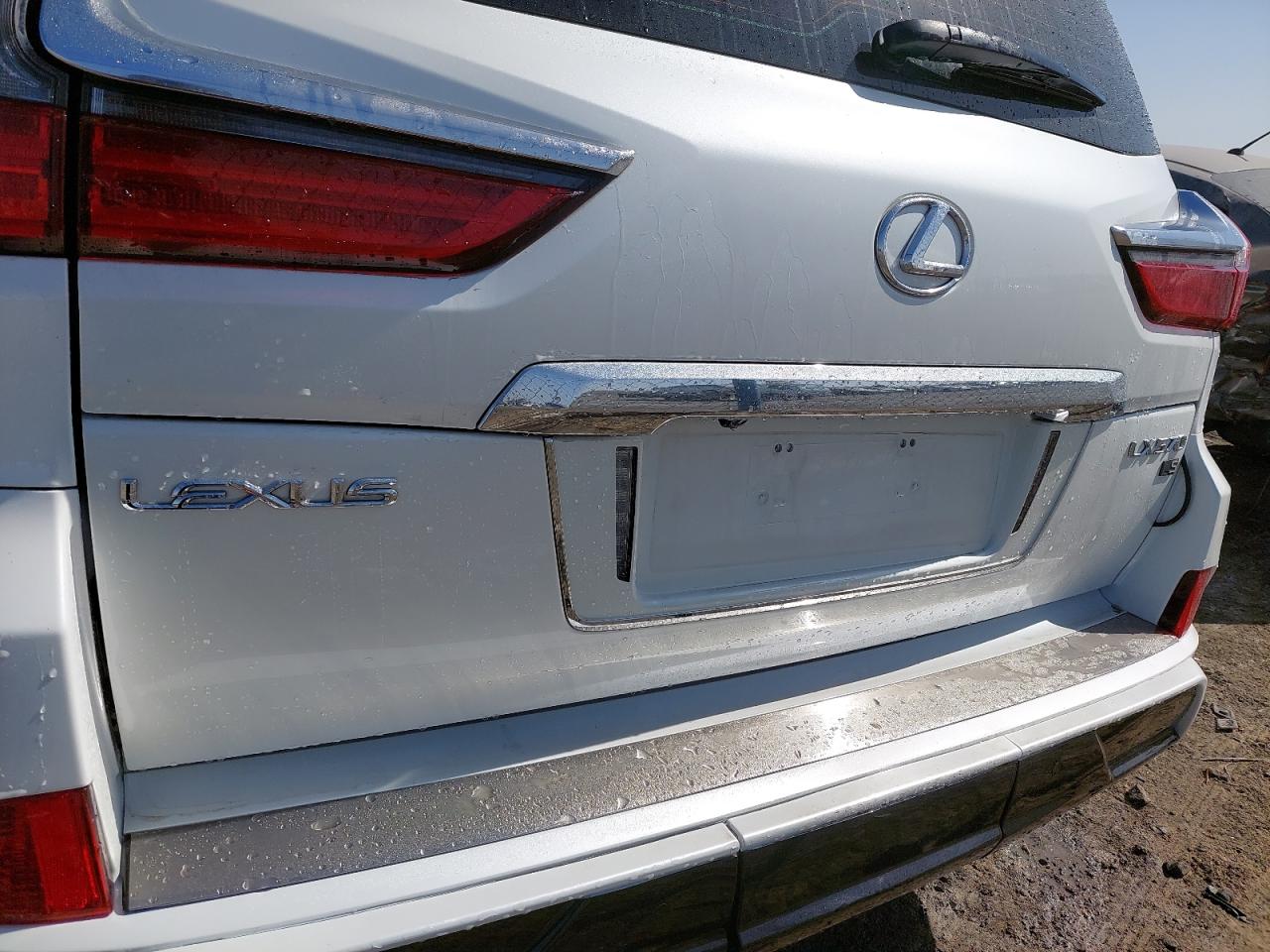 JTJHY00W8H4240138 - 2017 Lexus LX570 - #42071425
