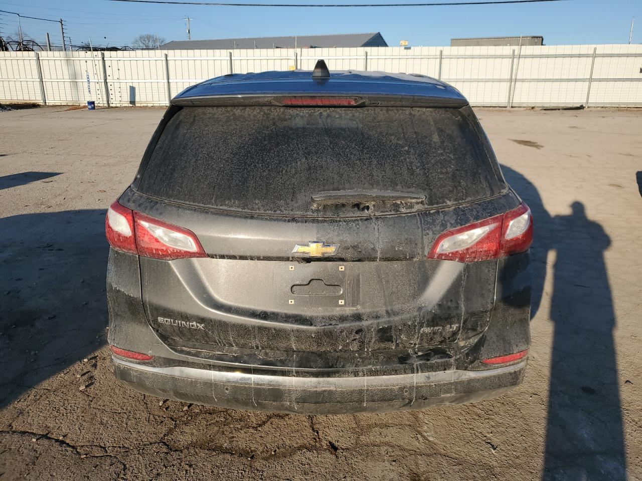 2GNAXTEV8K6142135 CHEVROLET EQUINOX 2019