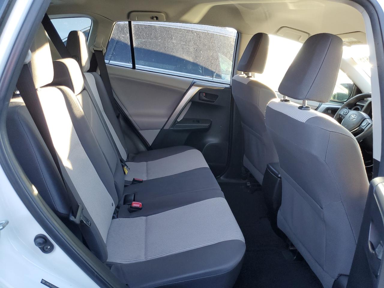 2013 Toyota RAV 4 - Image 11