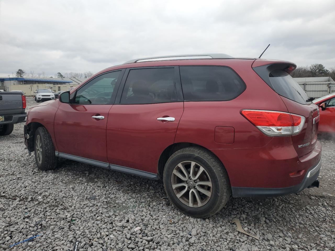 VIN 5N1AR2MN7DC648270 2013 NISSAN PATHFINDER no.2