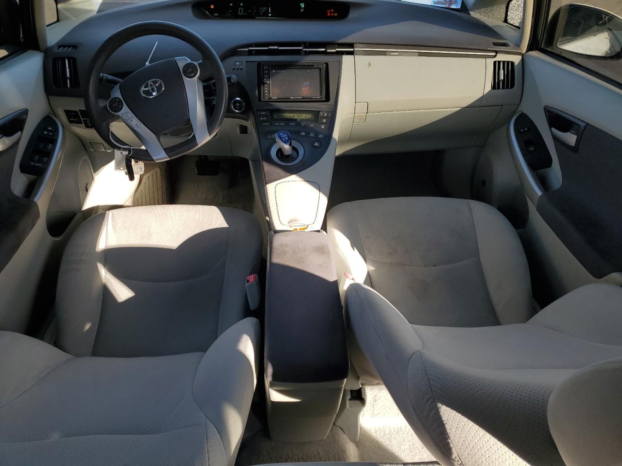 2010 Toyota Prius - Image 8