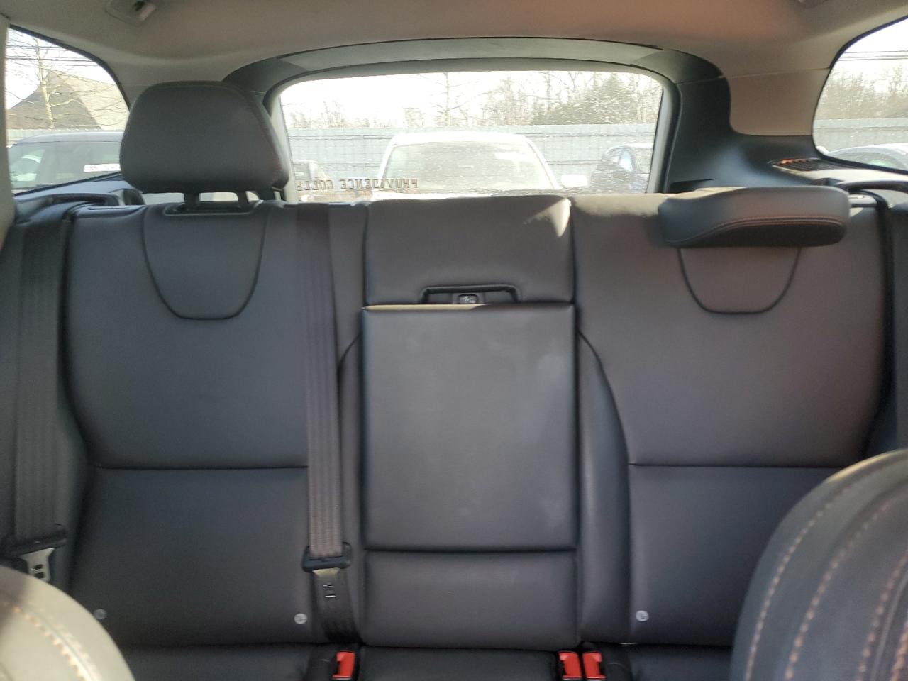 2017 Volvo XC60 - Image 10