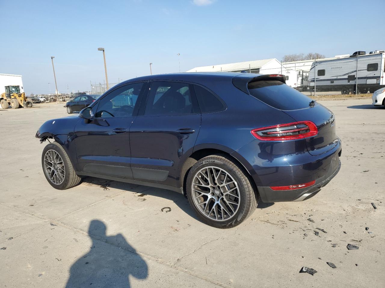 2018 Porsche Macan - Image 2
