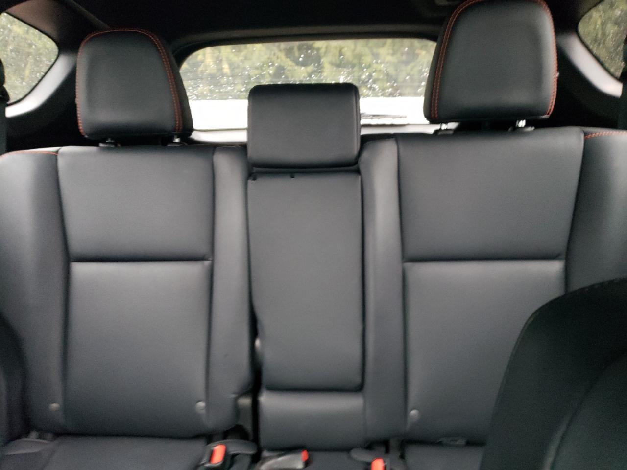 2017 Toyota RAV 4 - Image 10