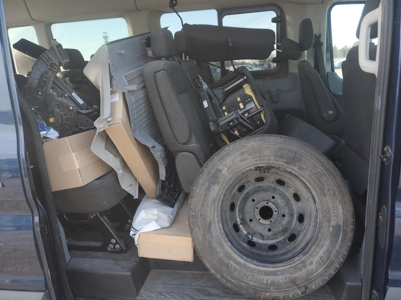 2015 Ford Transit - Image 13