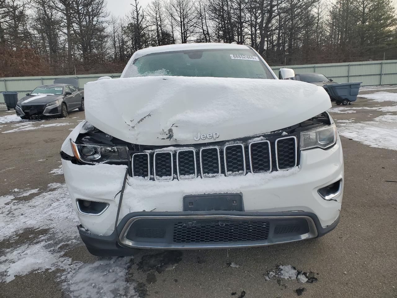 2018 Jeep Grand Cherokee - Image 5