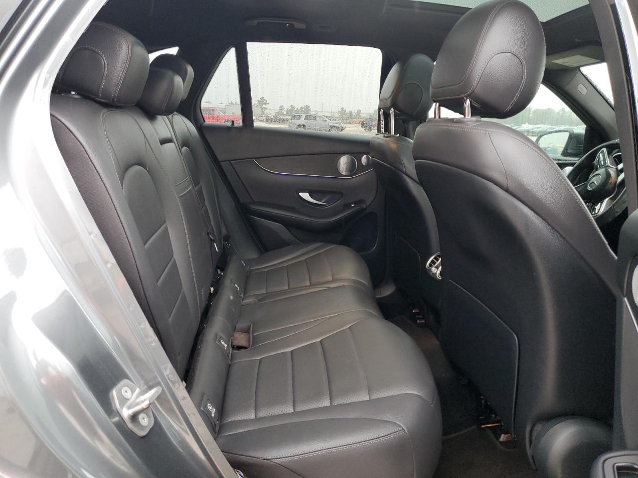 2020 Mercedes-Benz GLC - Image 11