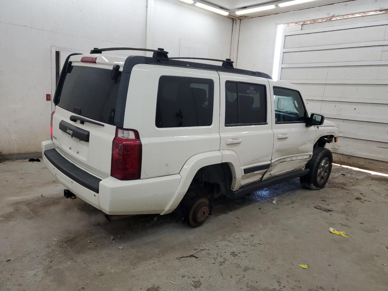 2007 Jeep Commander - Image 3
