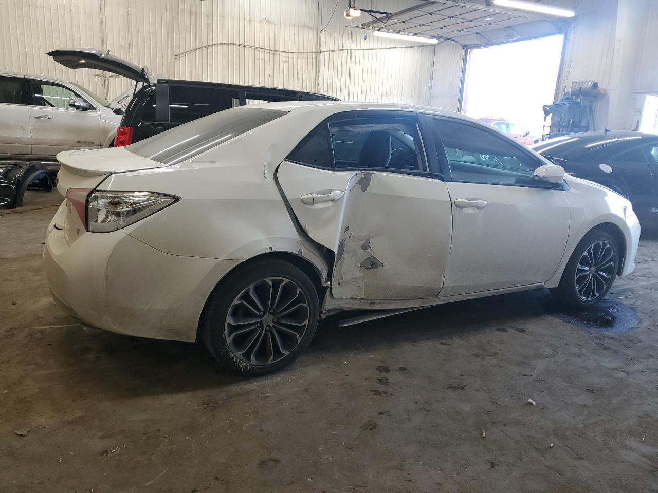 2015 Toyota Corolla - Image 3