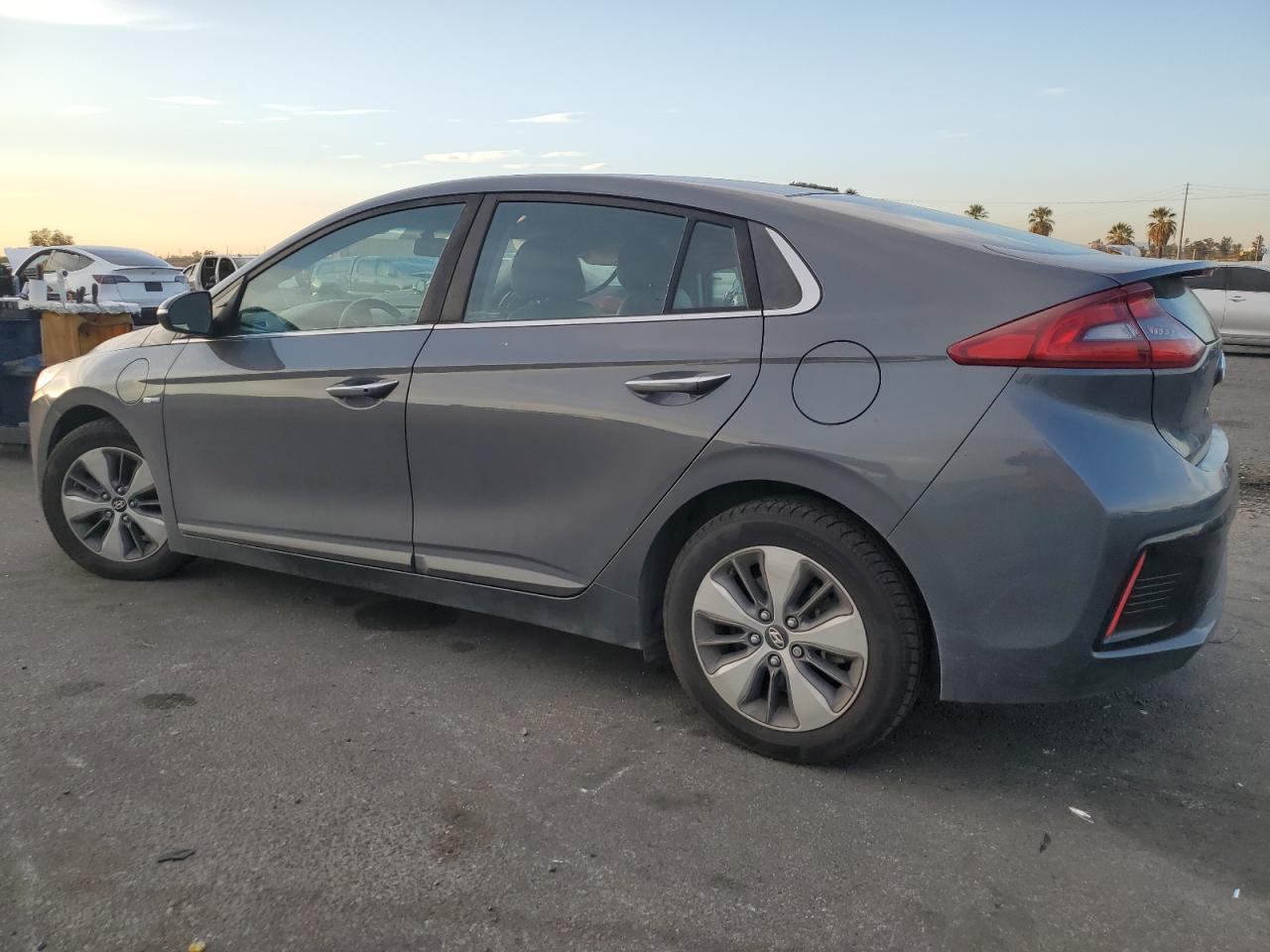 2018 Hyundai IONIQ - Image 2
