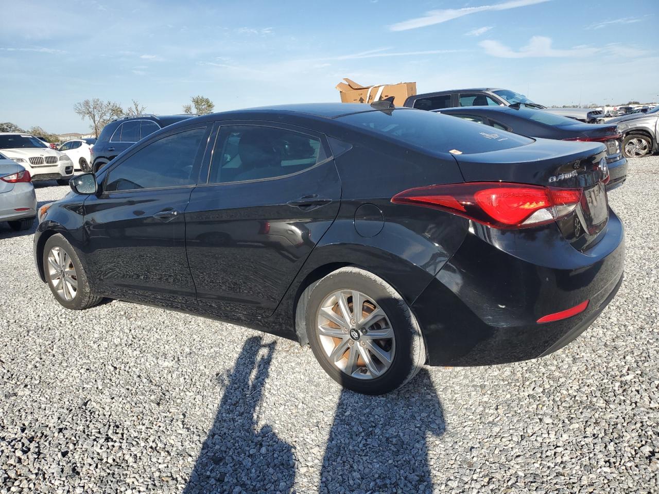 2016 Hyundai Elantra - Image 2