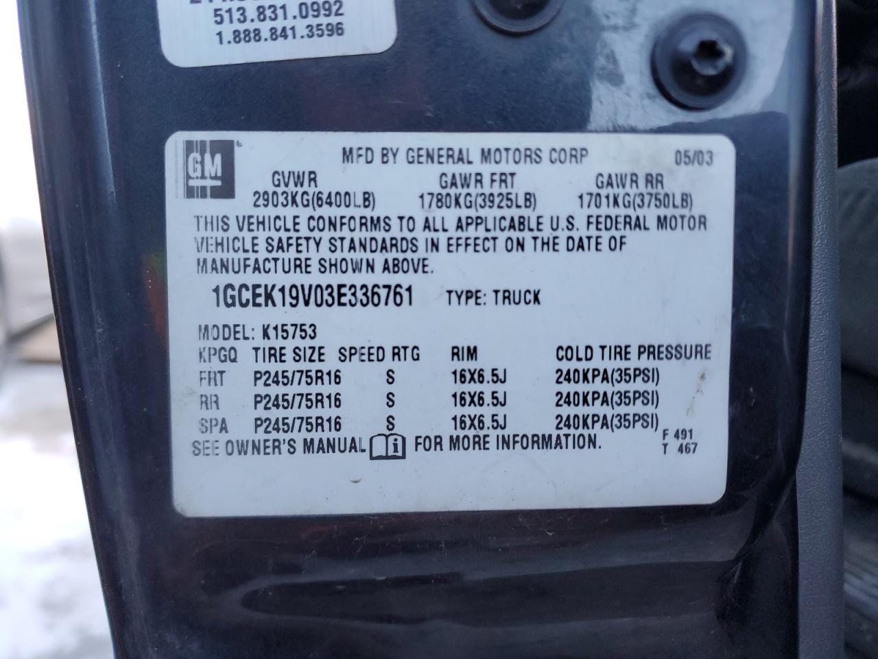 2003 Chevrolet Silverado - Image 12