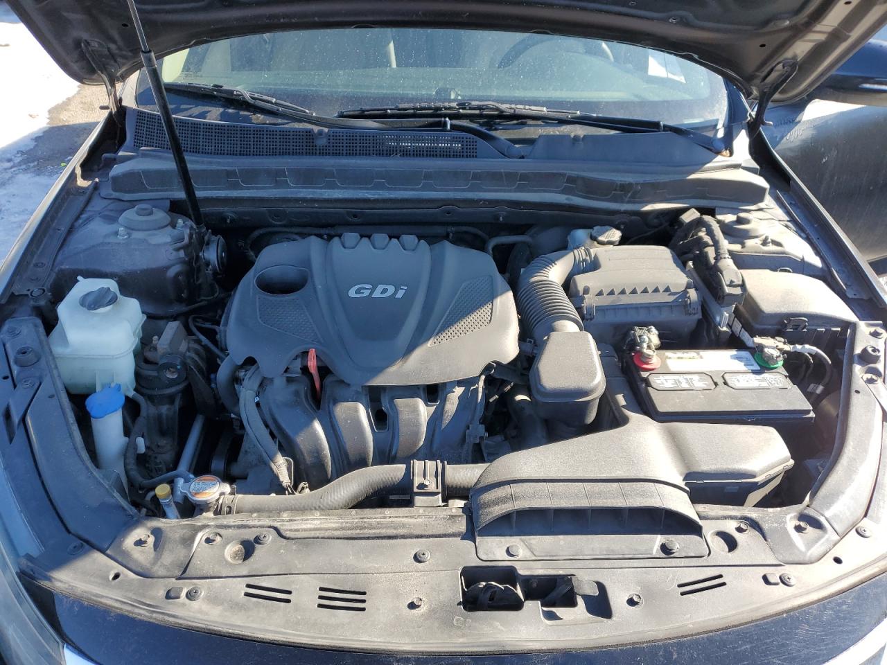 2011 Kia Optima - Image 12