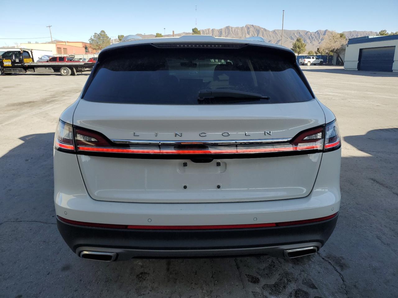 2021 Lincoln Nautilus - Image 6