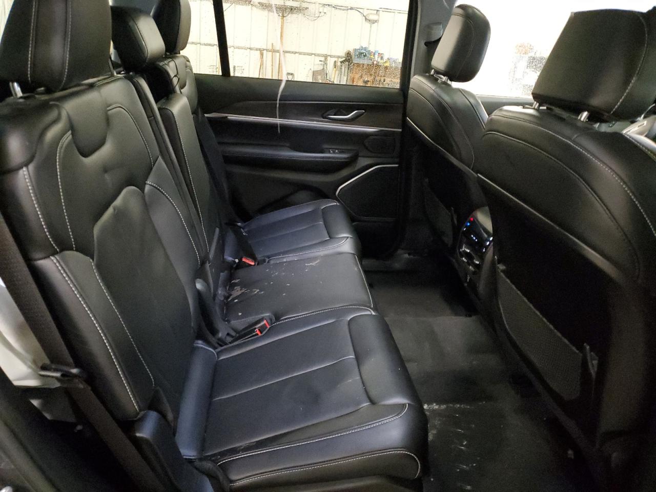 2021 Jeep Grand Cherokee - Image 11