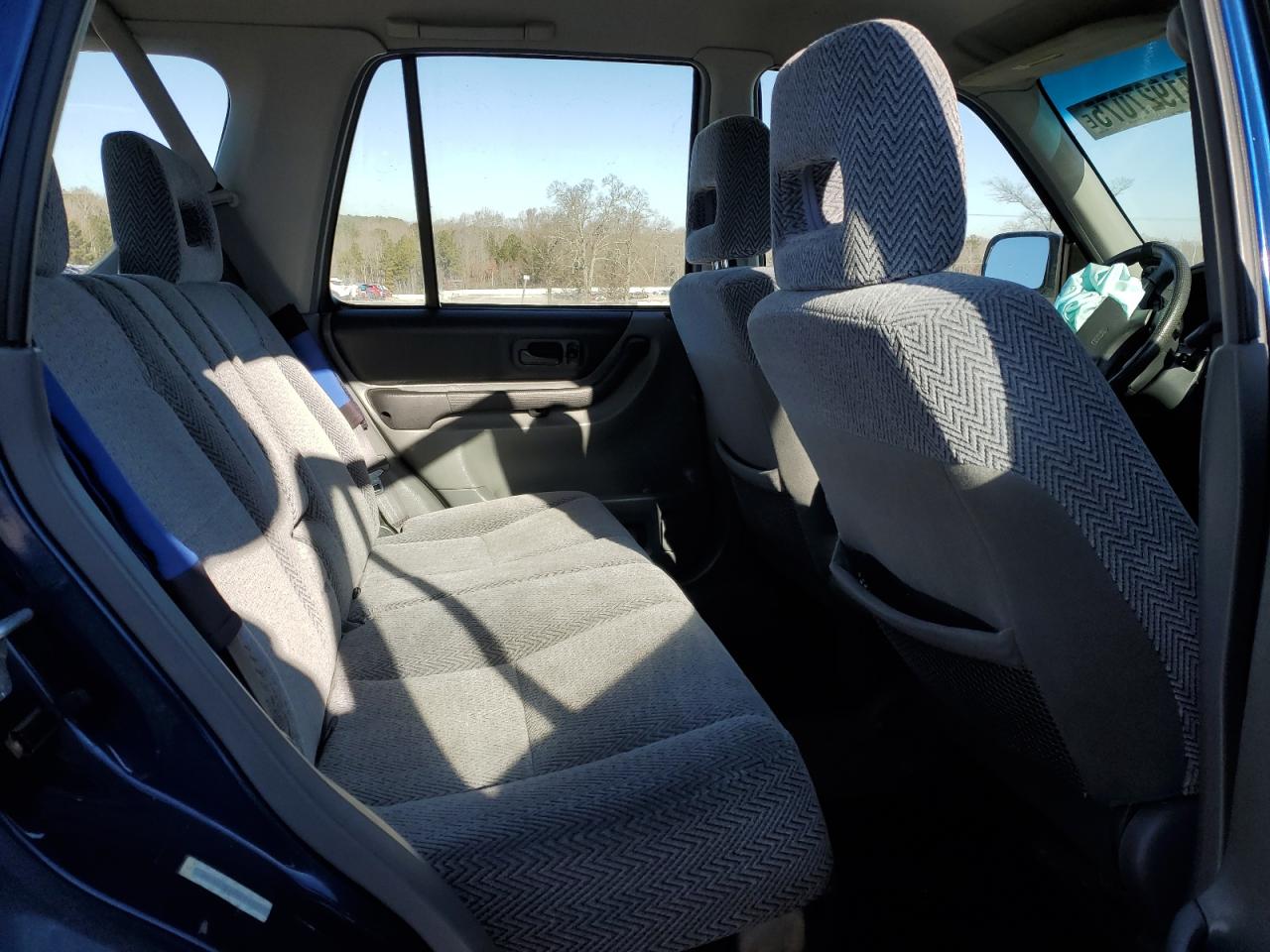 1998 Honda CR-V - Image 11