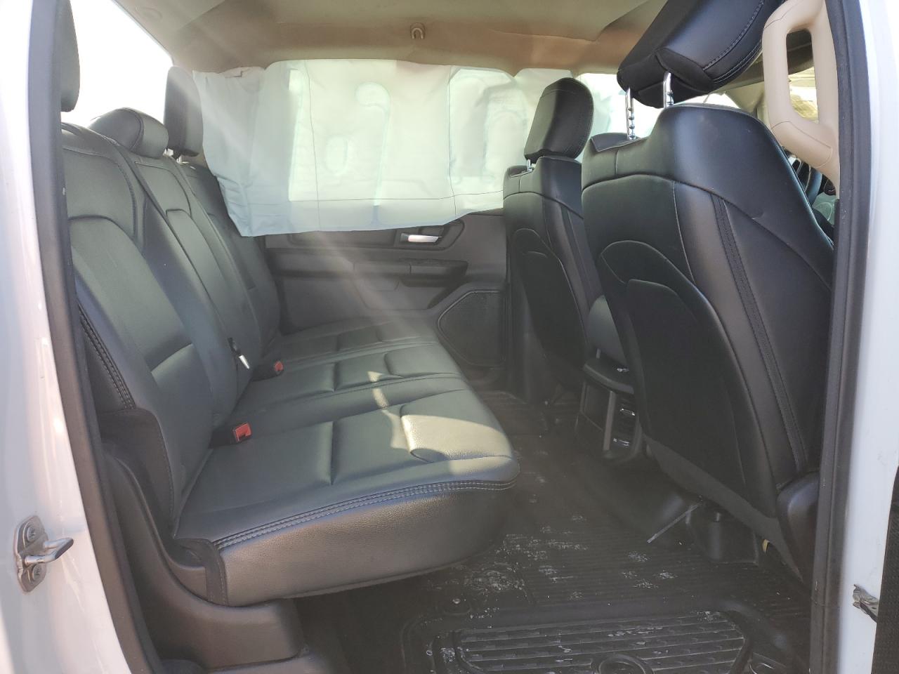 2020 RAM 1500 - Image 10
