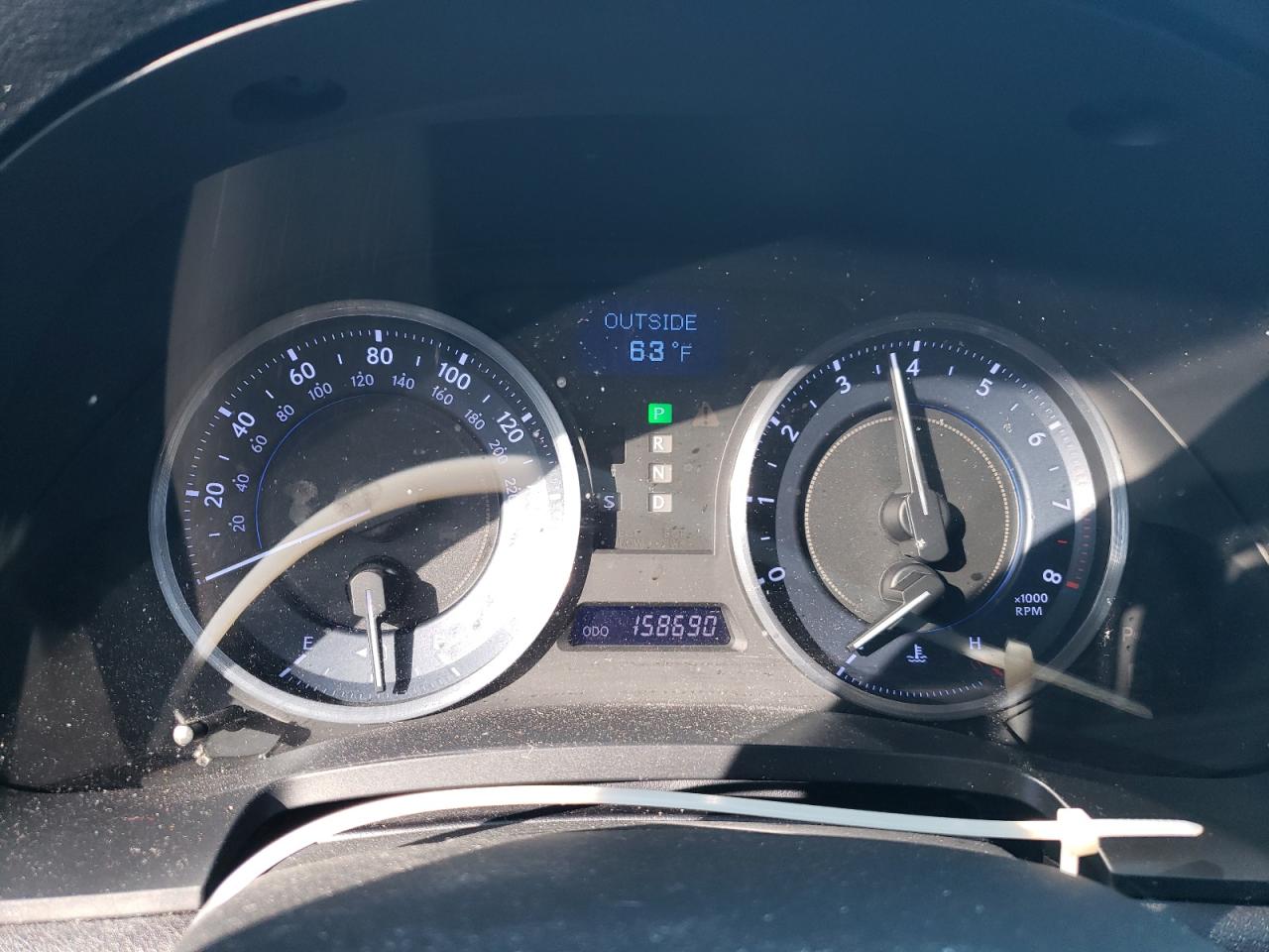 2011 Lexus IS - Image 9