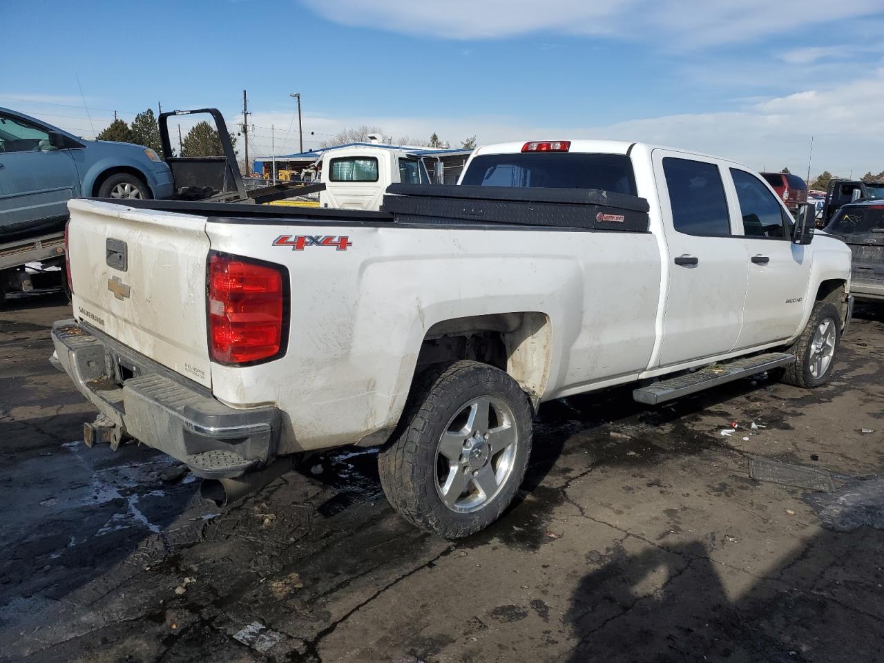 2015 Chevrolet Silverado - Image 3