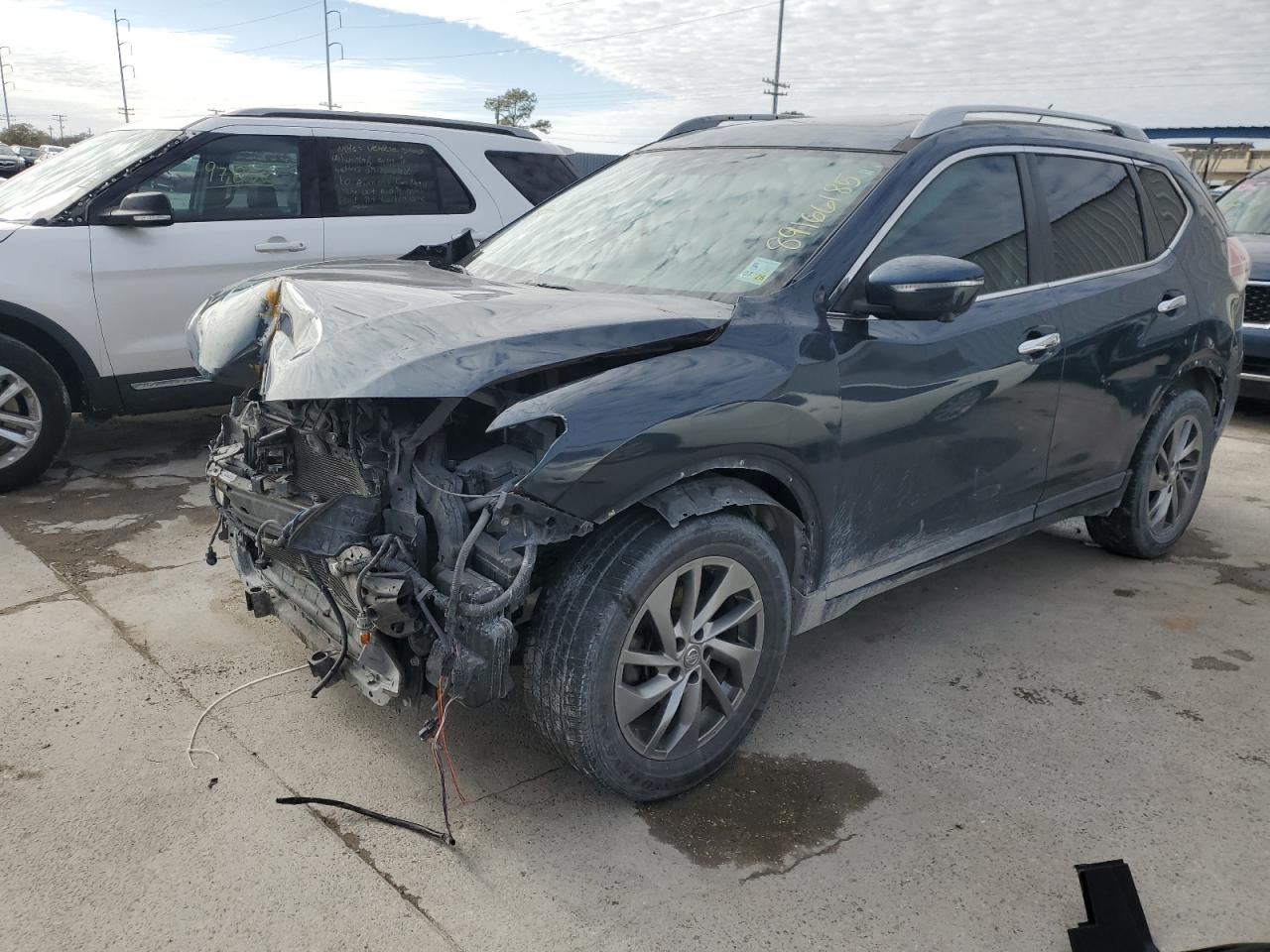 2015 Nissan Rogue - Image 1