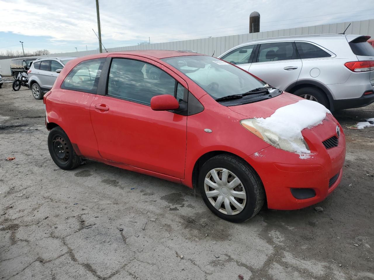 2010 Toyota Yaris - Image 4