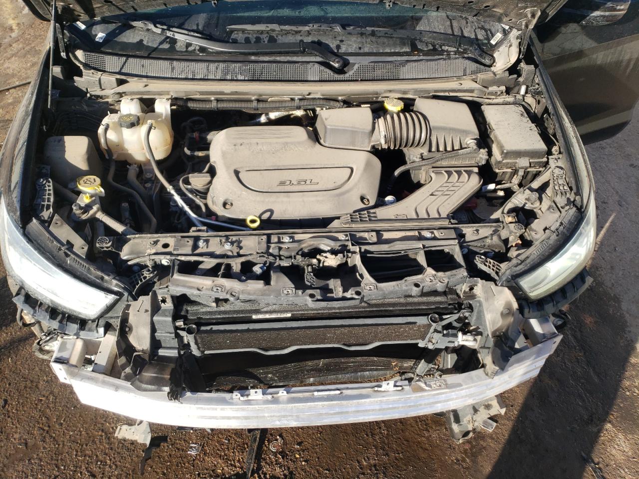2022 Chrysler Pacifica - Image 12