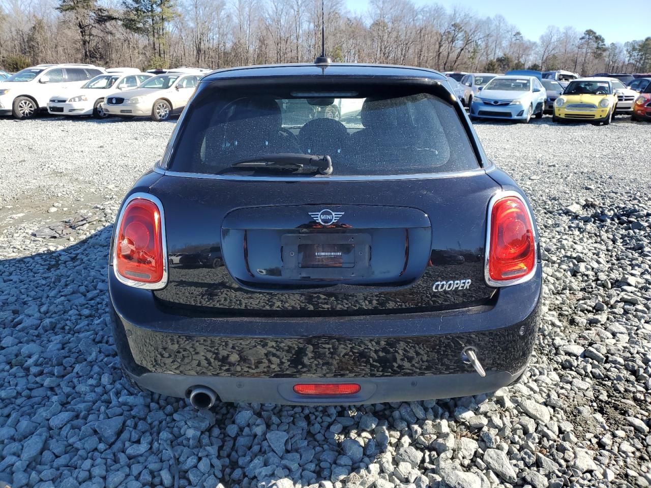 2019 MINI Cooper - Image 6