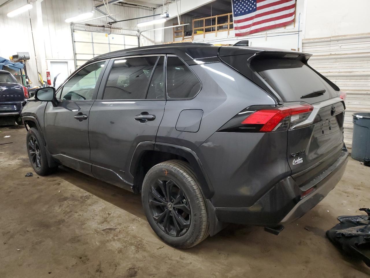 2T3E6RFV4RW077779 2024 TOYOTA RAV 4 - Image 2