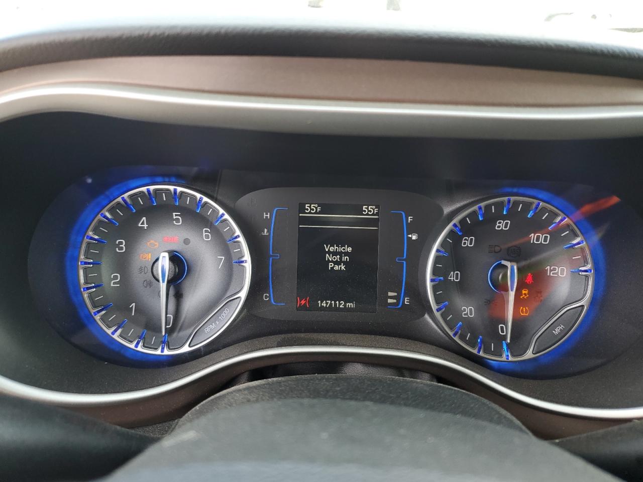 2018 Chrysler Pacifica - Image 9