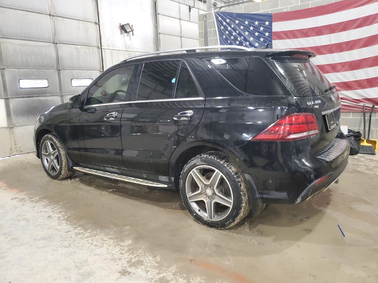 2016 Mercedes-Benz GLE - Image 2