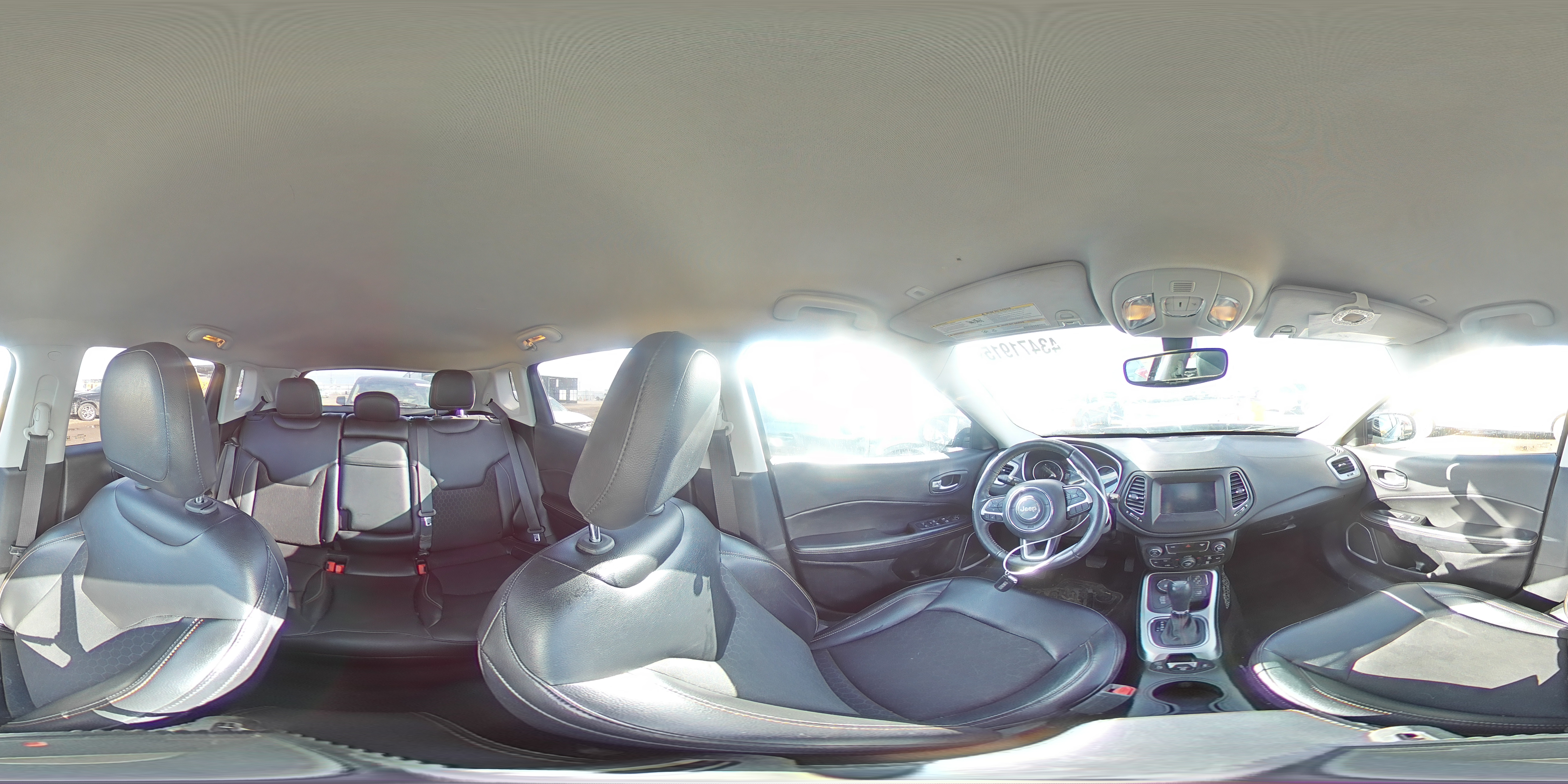 2018 Jeep Compass - Image 14