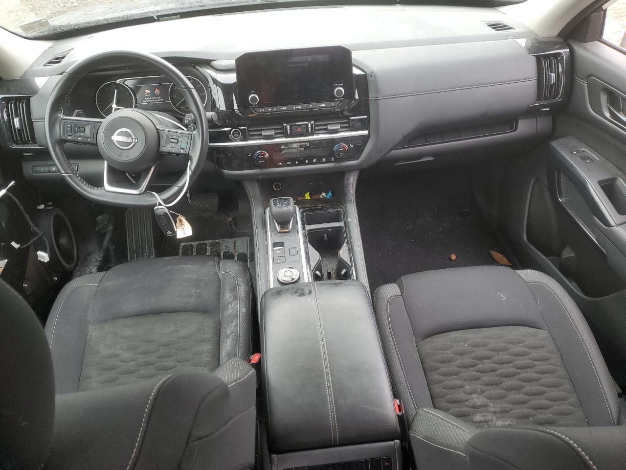 2024 Nissan Pathfinder - Image 8