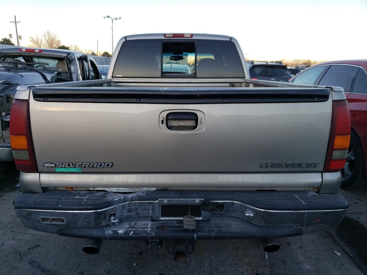 2000 Chevrolet Silverado - Image 6