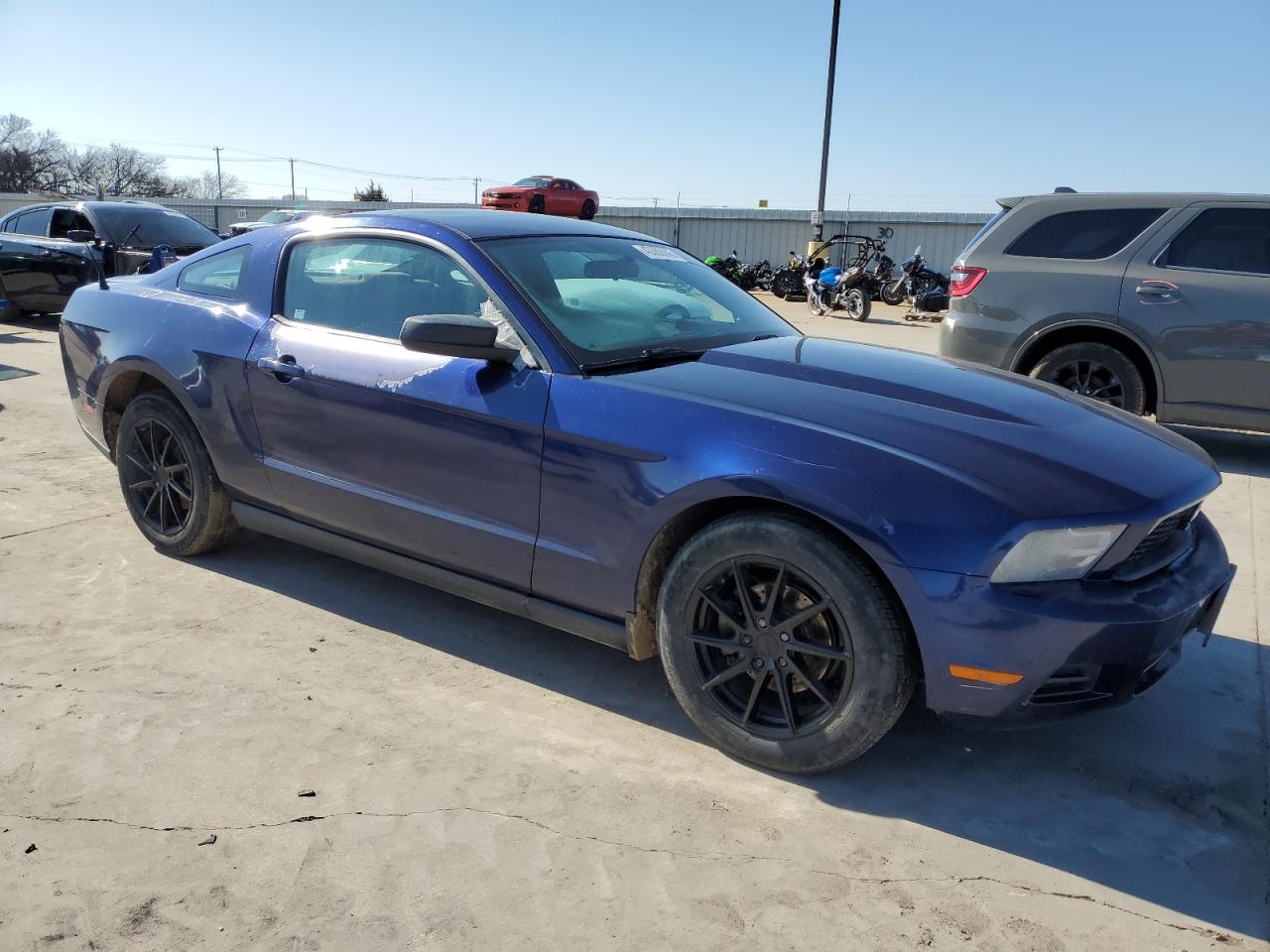 2010 Ford Mustang - Image 4