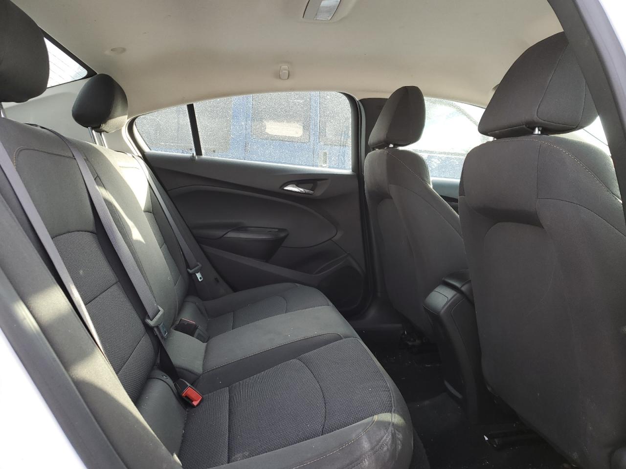 2016 Chevrolet Cruze - Image 10