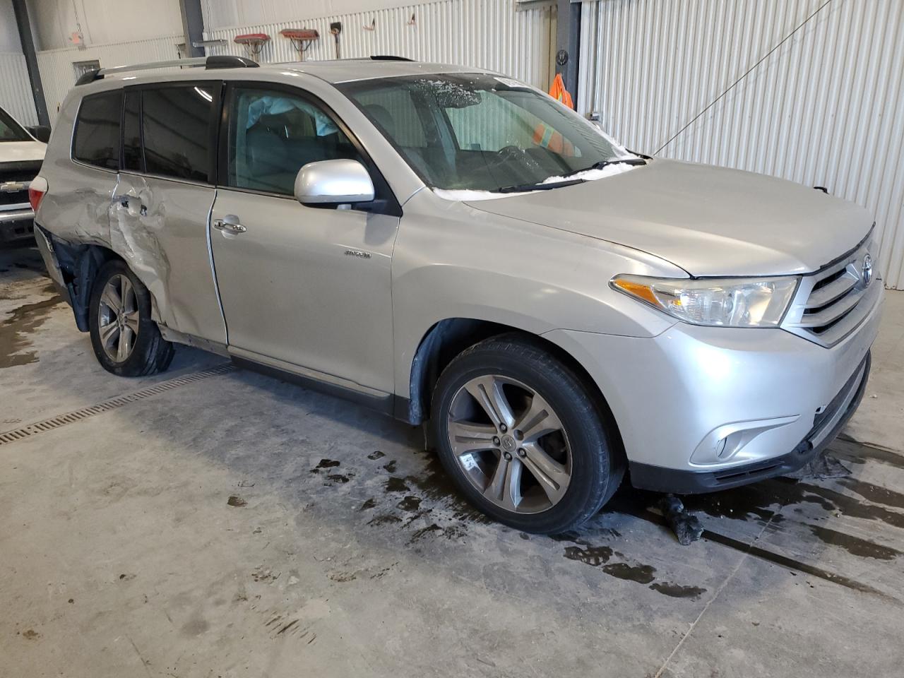 VIN 5TDDK3EH5DS224363 2013 TOYOTA HIGHLANDER no.4