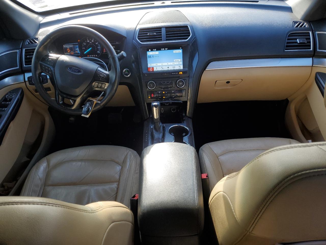 2017 Ford Explorer - Image 8
